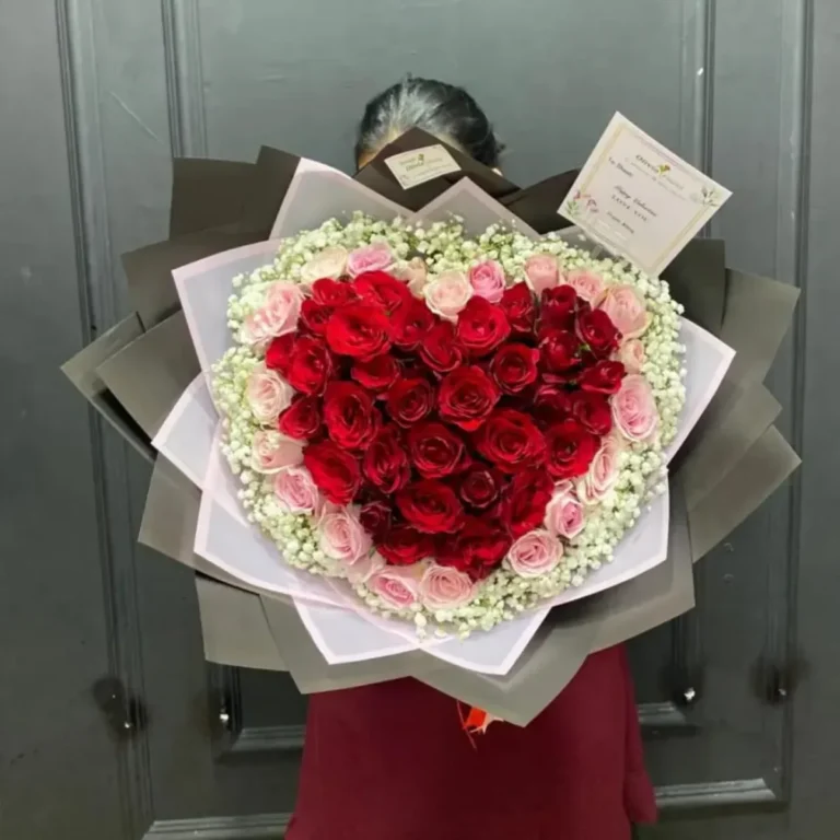 Buket Hati Merah Pinggir Pink