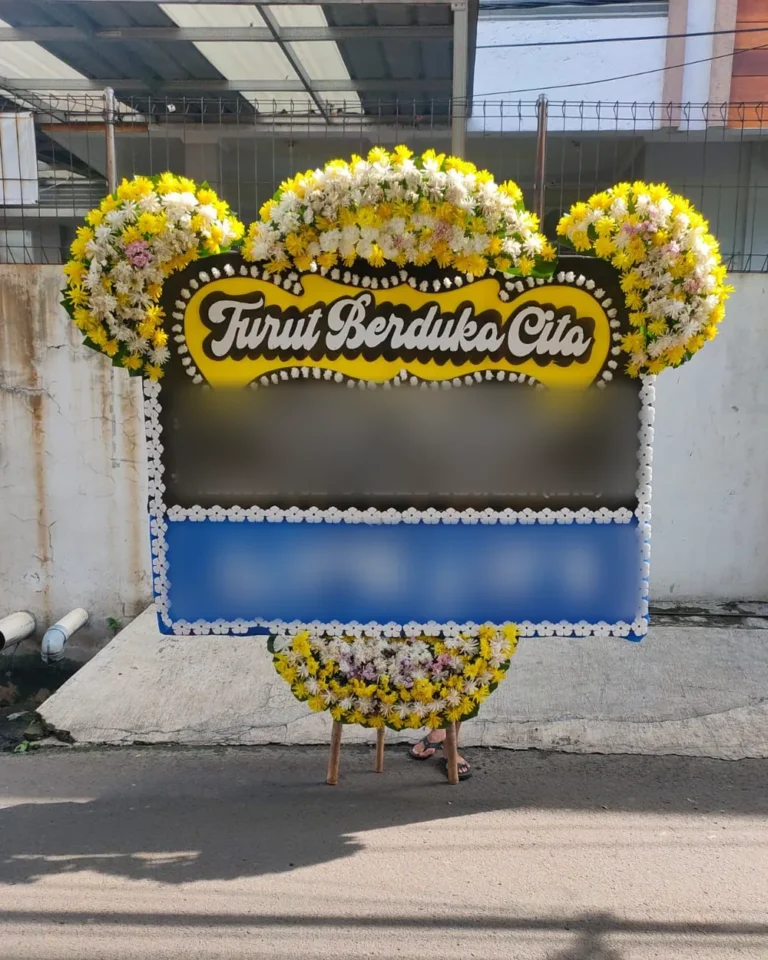 Papan Duka Hitam Tiga Mahkota Panel Biru