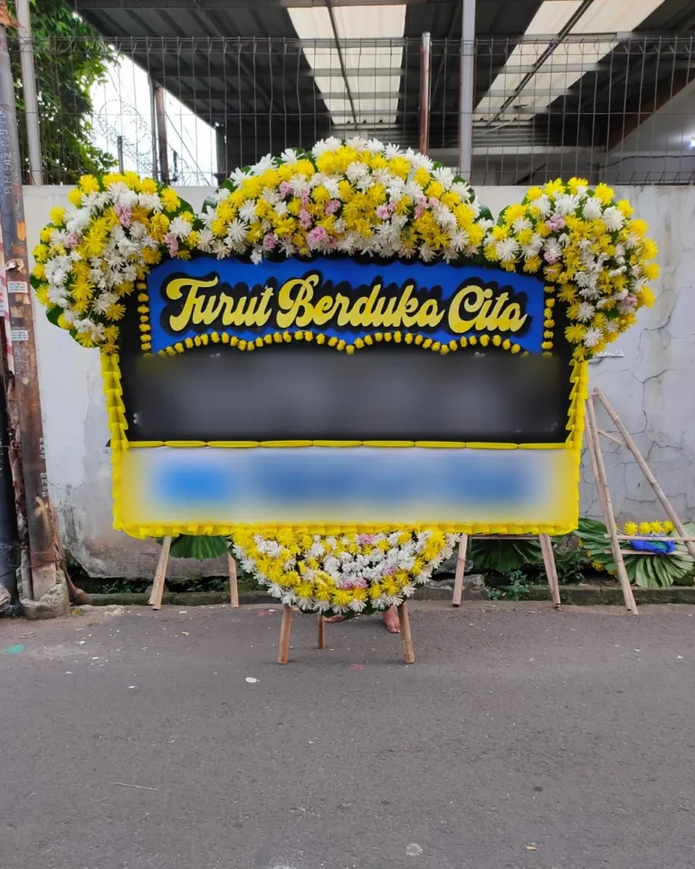 Papan Duka Tiga Mahkota Biru Kuning