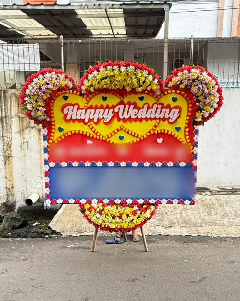 Papan Wedding Merah Hati Kuning