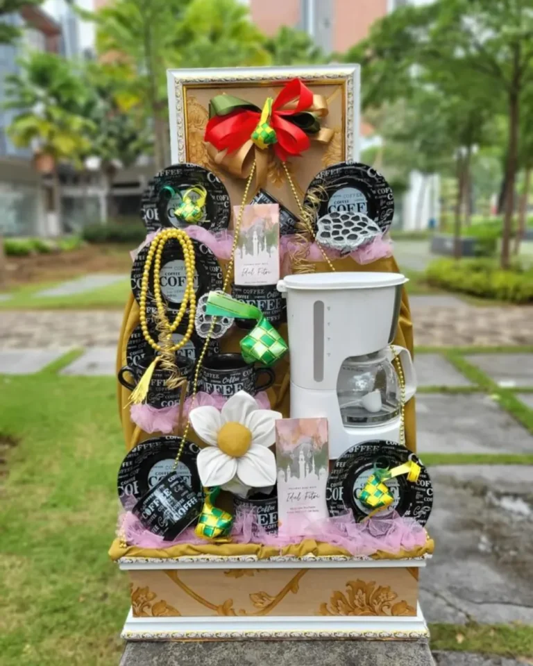 Parcel Lebaran Coffee Maker dan Set Cangkir Kopi