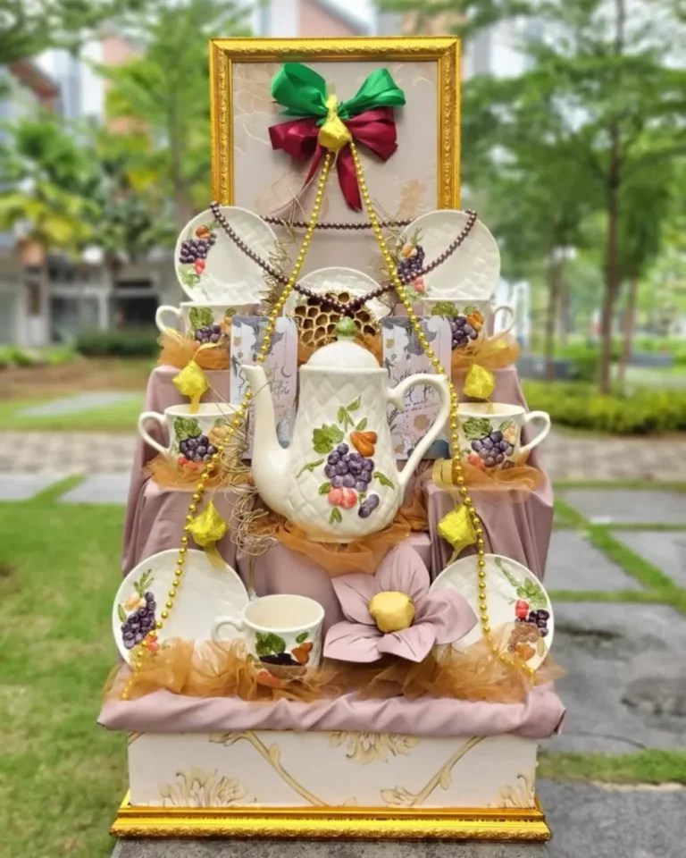 Parcel Lebaran Set Teh Keramik Motif Buah