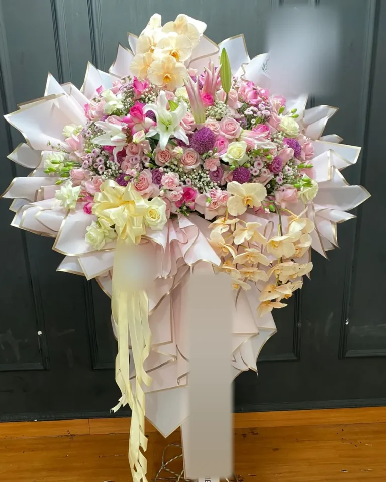 Standing Flower Wrap Pastel Anggrek Krem